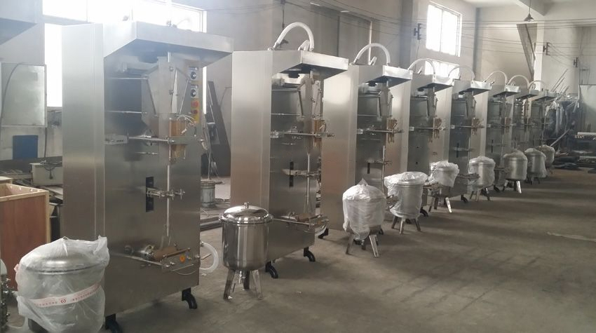 XY model liquid packer machine